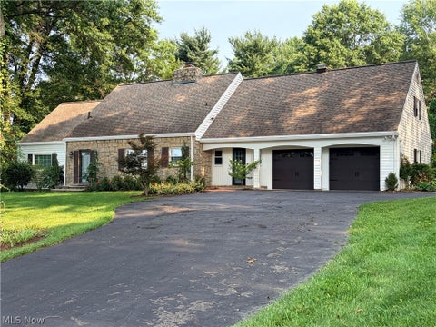 Homes For Sale - 615 W Wayne Avenue<br/> Wayne County, Wooster, OH 44691