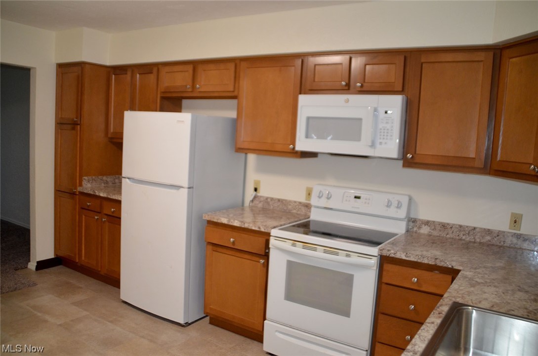 W J Neuman Sub - Residential Lease