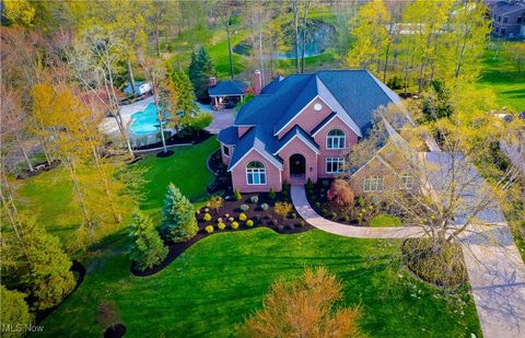 422 Diana Court, Highland Heights, OH 44143 - MLS#: 5107393