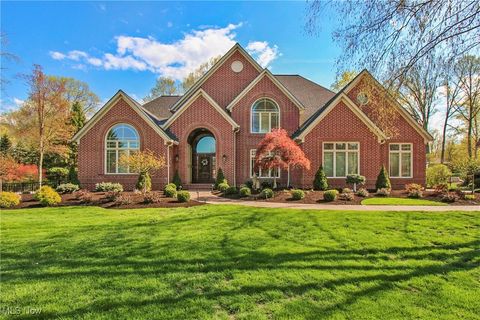 422 Diana Court, Highland Heights, OH 44143 - #: 5107393