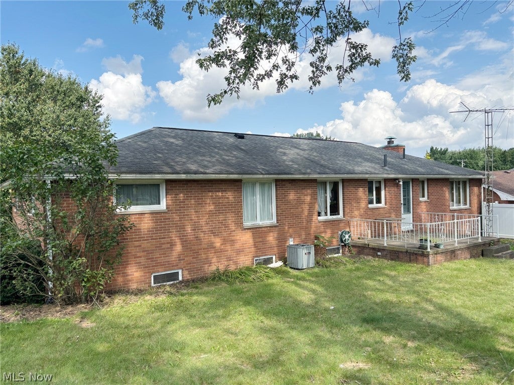 1410 Perry Drive NW