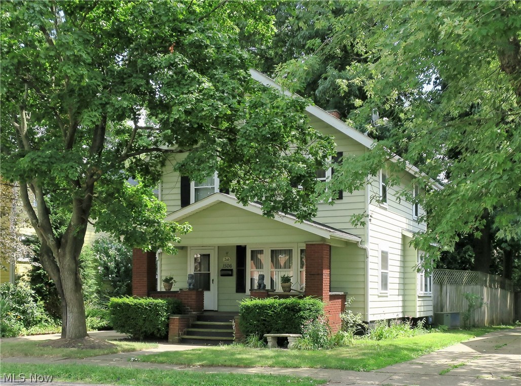Looking for that !!WOW!! factor in NW Canton? Look no further! This home has SO much to offer!!!
Perfect for entertaining; the updated, expanded-kitchen with granite counter tops, deep-set crown molding, beautiful gloss laminate flooring and electric fireplace leads out through the large patio doors onto a very nice-sized deck and mini oasis complete with large fire pit, hot tub and hammock!
Surround yourself with a privacy fence where you can enjoy all the privacy you need while entertaining family and friends!
This home also includes more first-floor living space with a large dining room (currently used as an additional family room) and a large living room with gas-accessible fireplace!
Enjoy professional grade faux finishes in any of the 3 spacious bedrooms and prepare to be WOWED once again with the full bath that has the look and feel of a genuine Tuscany bathroom with its beautifully-done stucco walls, archistone wall and tub surround, ceramic tile floor and massive wall mir