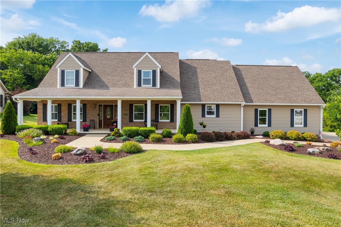 852 Stone Creek Boulevard, Ashland, Ohio image 1