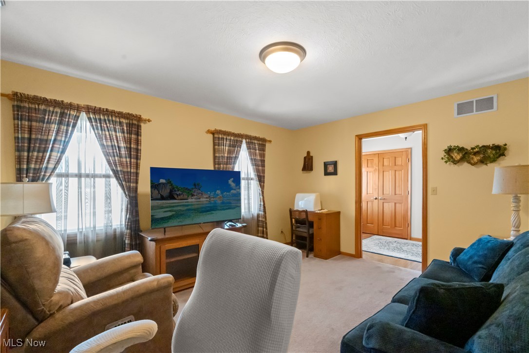 852 Stone Creek Boulevard, Ashland, Ohio image 13
