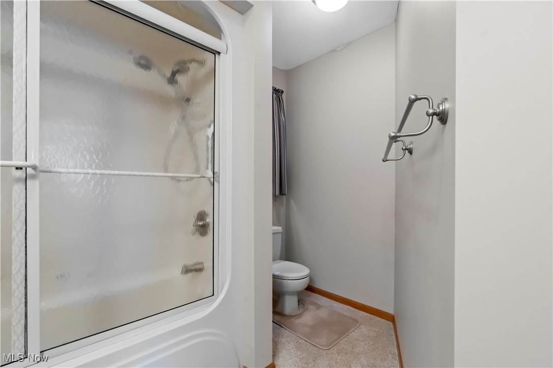 852 Stone Creek Boulevard, Ashland, Ohio image 17
