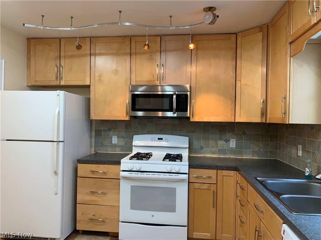 Barr - Residential Lease