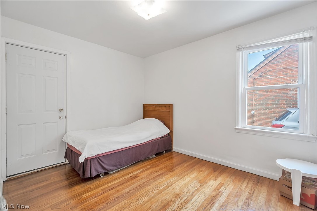 Lyndhurst Manor - Residential