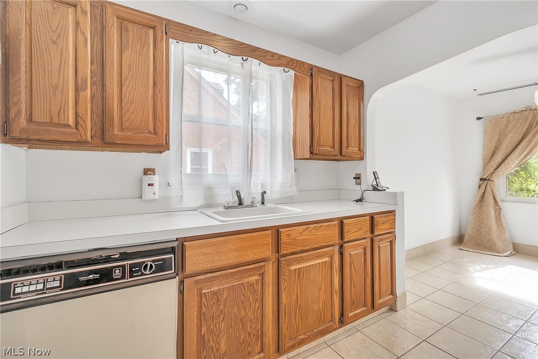 Lyndhurst Manor - Residential