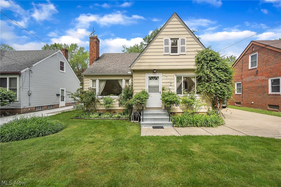 Lyndhurst Manor - Residential