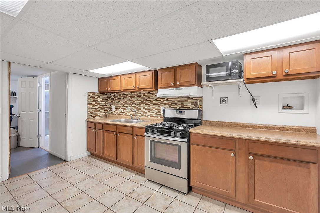 Lyndhurst Manor - Residential