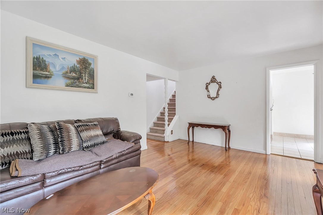 Lyndhurst Manor - Residential