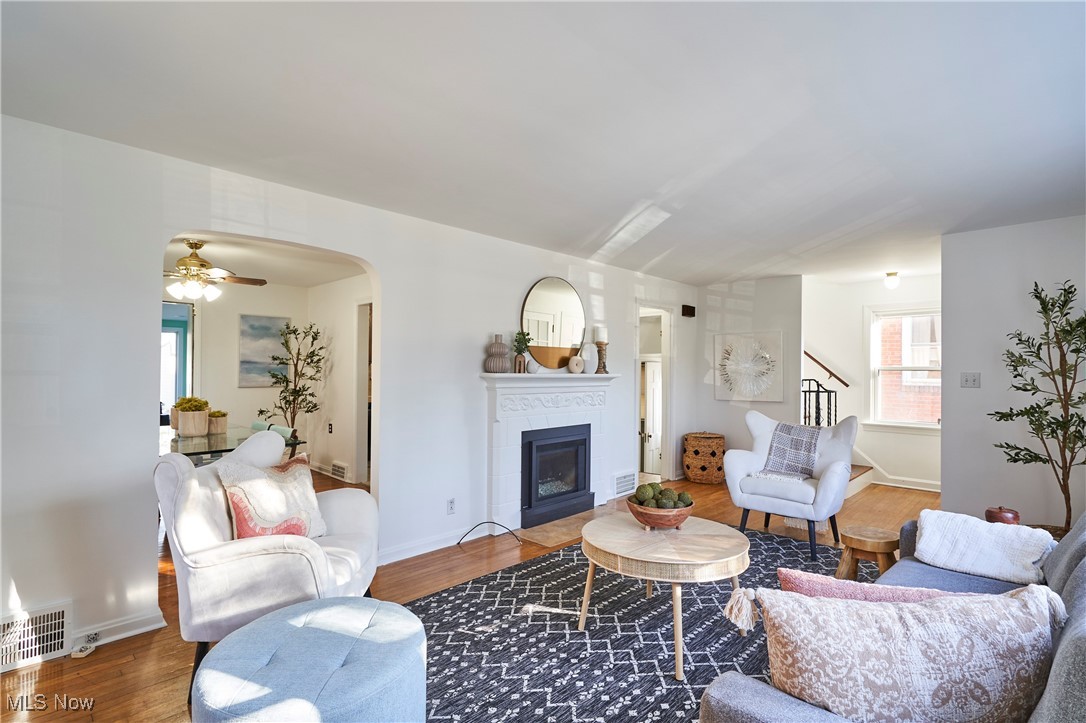 2241 Briarwood Road, Cleveland Heights, Ohio image 3