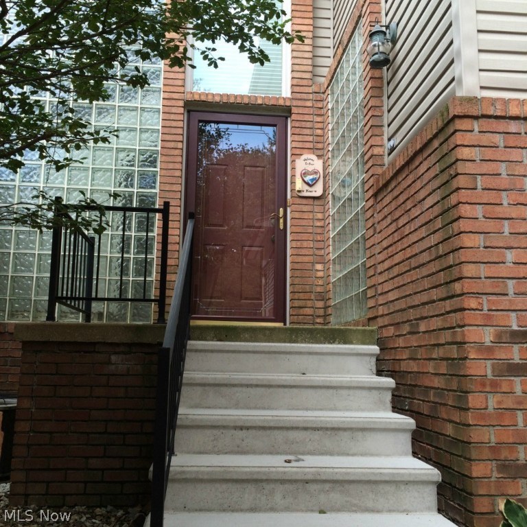 Browder Lane Condo - Residential