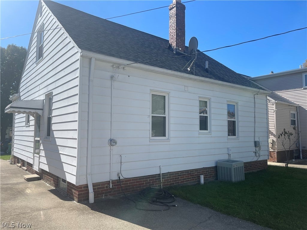 403 E 323rd Street