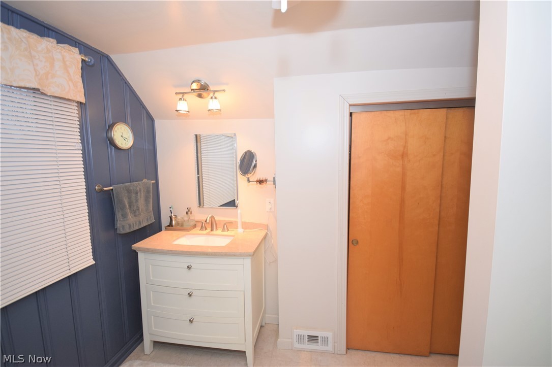 Valleyview 2 Lot 22 - Residential