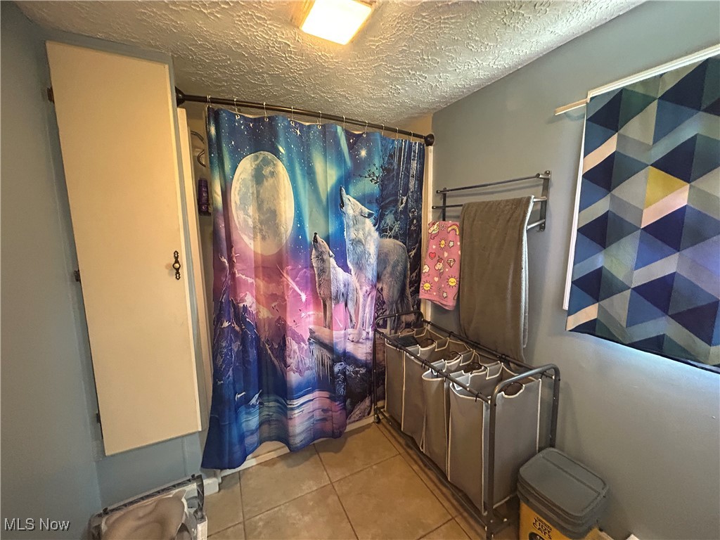 Connecticut Western Reserve - Residential