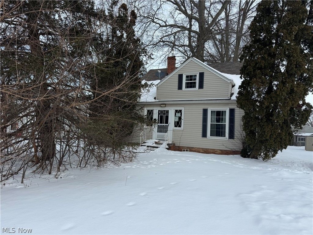Photo of 37603 Jordan Drive, Willoughby, OH 44094 (MLS # 5186393)