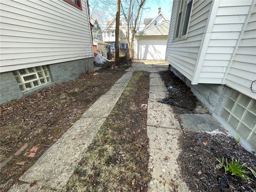 494 Eddy Road, Cleveland, Ohio image 6