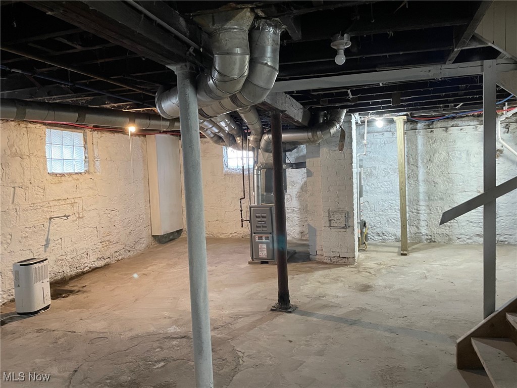 494 Eddy Road, Cleveland, Ohio image 40