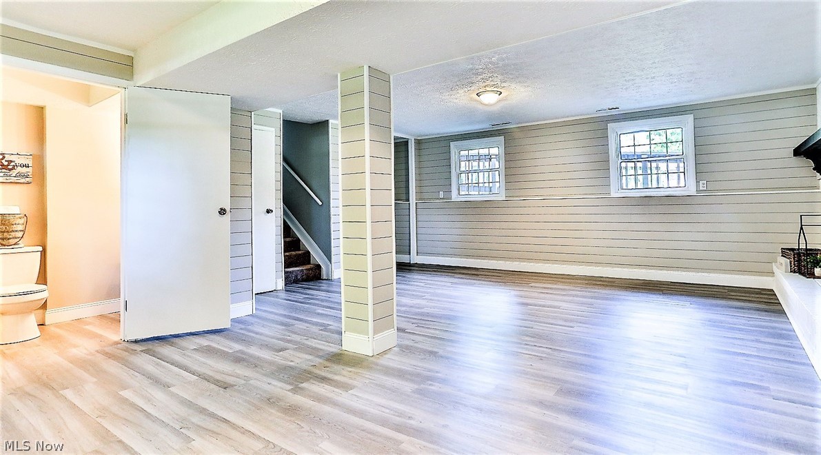 Broken Fence Estate #4 - Residential