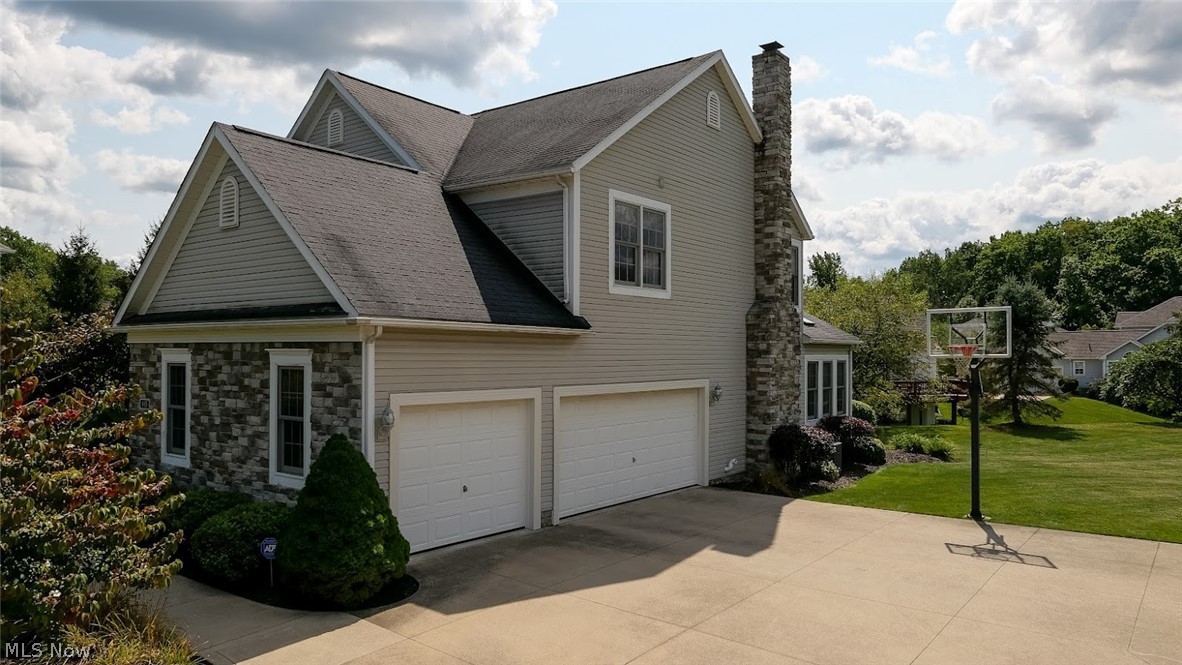 Hawthorn Ph 02 - Residential