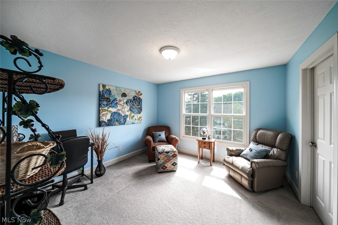 Hawthorn Ph 02 - Residential