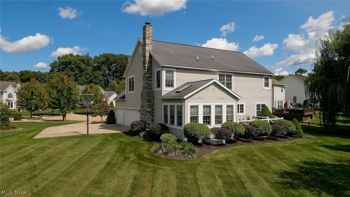 Hawthorn Ph 02 - Residential