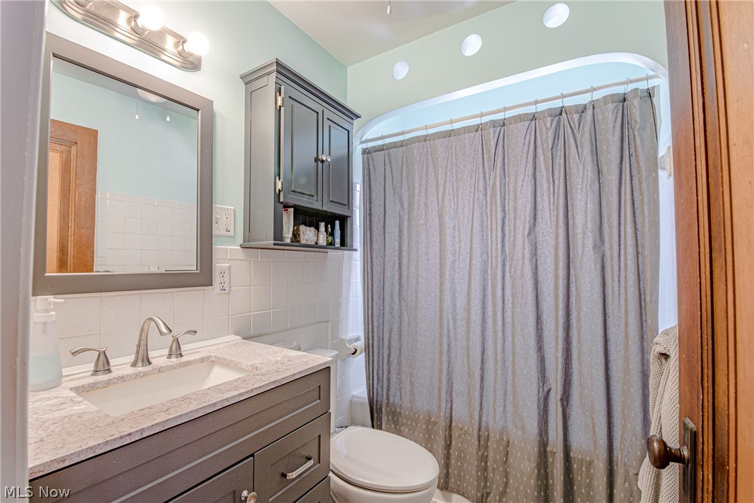 Rockport Sec 08 - Residential Income