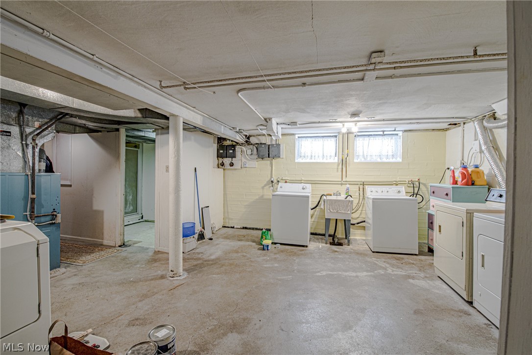 Rockport Sec 08 - Residential Income