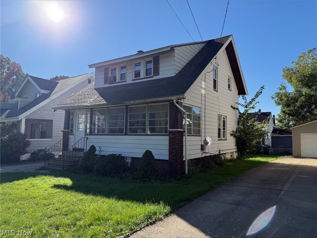 1012 Sackett Avenue
