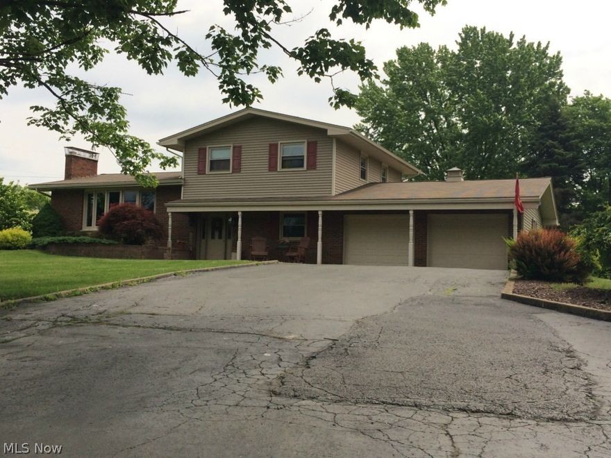 MUST SEE!!!Magnificent 3 bedroom 2 bathroom tri-level home. So much to offer! Home sits on 2.5 acres of land which includes a partially finished barn with attached garage, storage shed, as well as a park model camper. Main level of home has big living room with hardwood floors and fireplace, dining room and kitchen with new appliances, cabinets,ceramic tile flooring and countertops. Upper Level includes all 3 bedrooms with plenty of closet space as well as a full bathroom. Lower level includes a gigantic family room with full bath. Beautiful view from the sun room, which includes a hot tub, overlooking picturesque farmland. Do not miss out on this dream house. Make an appointment today!