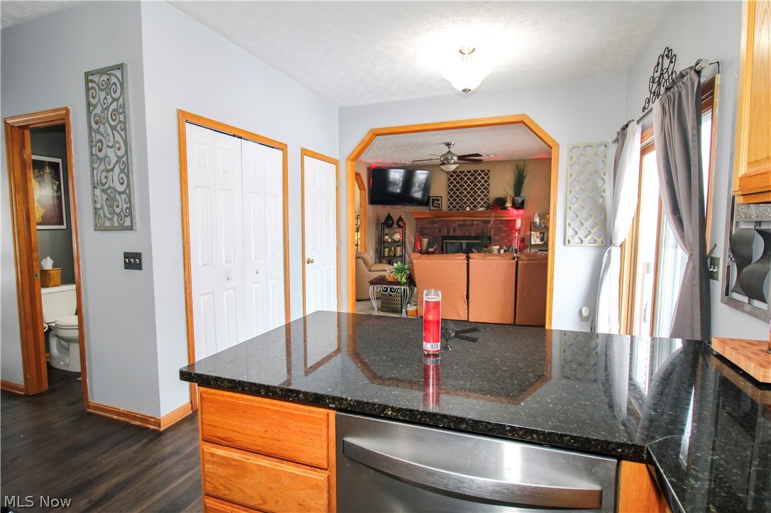 Oak Point Vill Sub - Residential