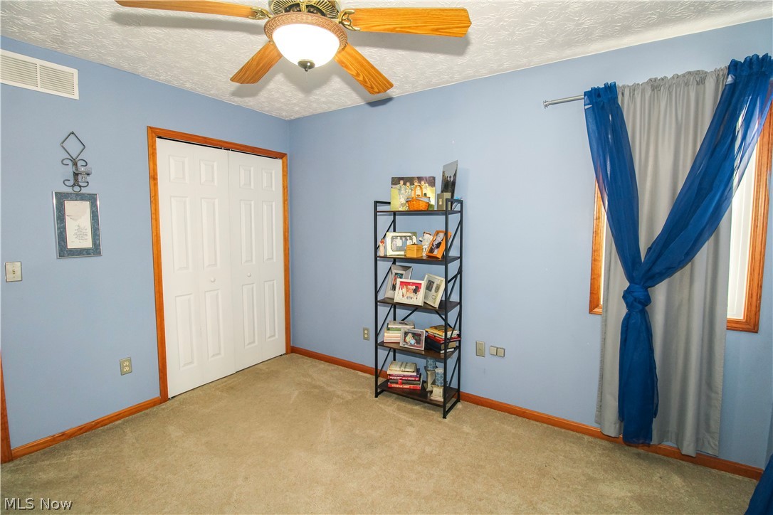 Oak Point Vill Sub - Residential