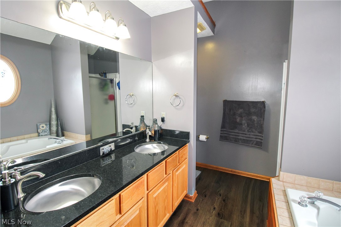 Oak Point Vill Sub - Residential