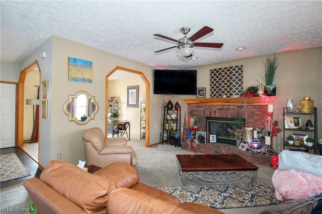 Oak Point Vill Sub - Residential