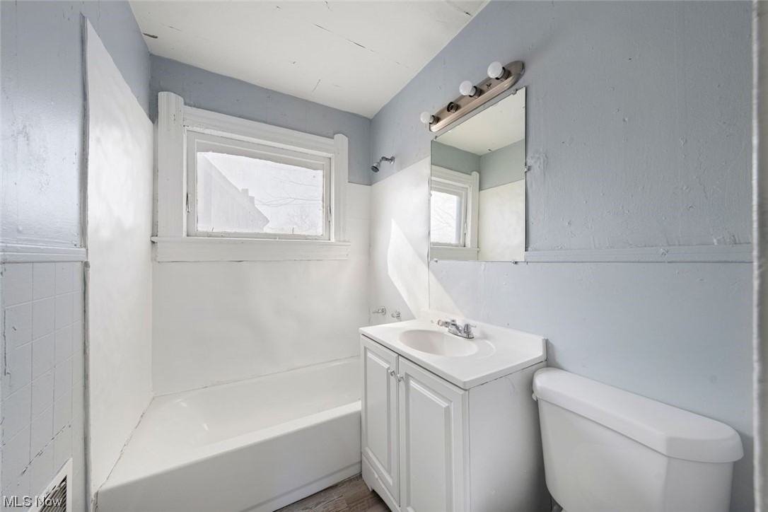 Streater & Adams - Residential Income