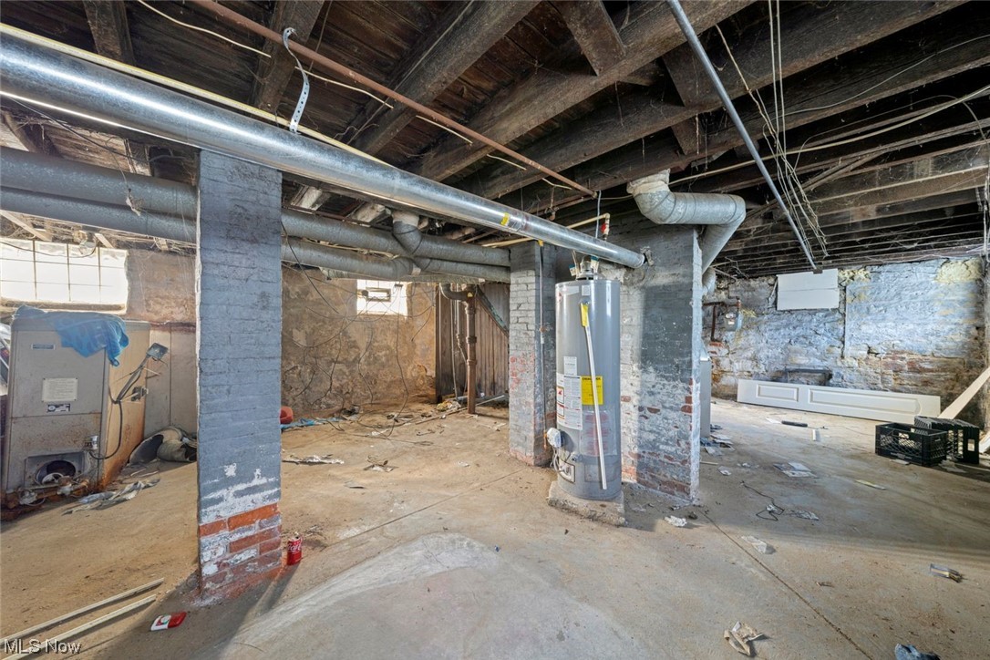 Streater & Adams - Residential Income