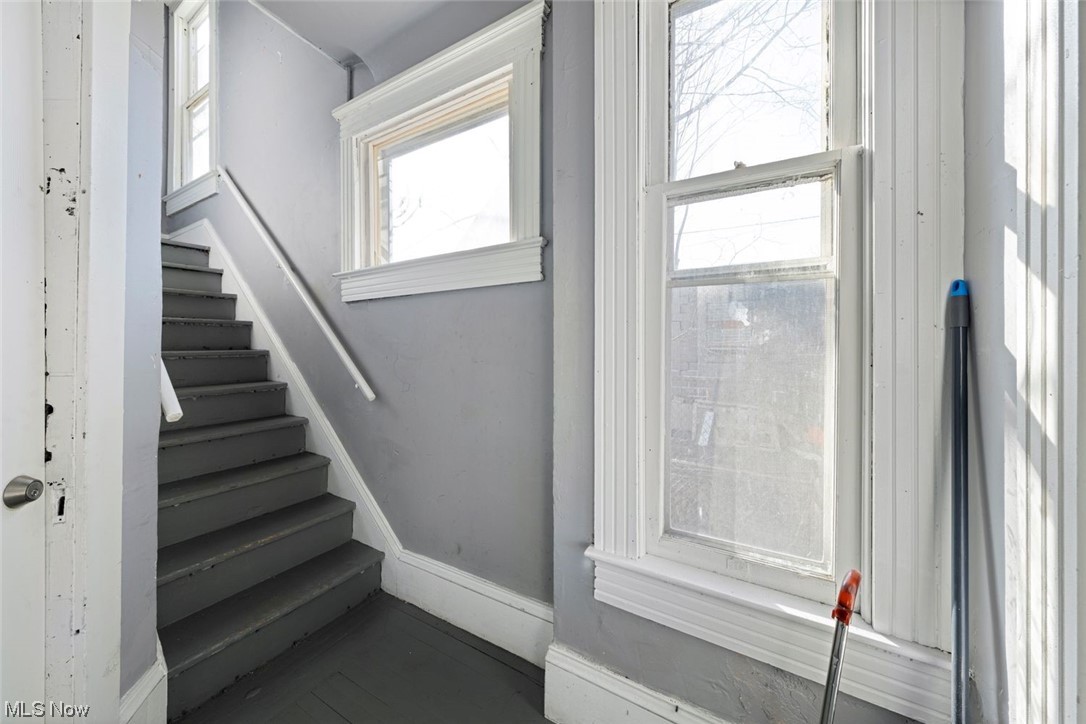 Streater & Adams - Residential Income