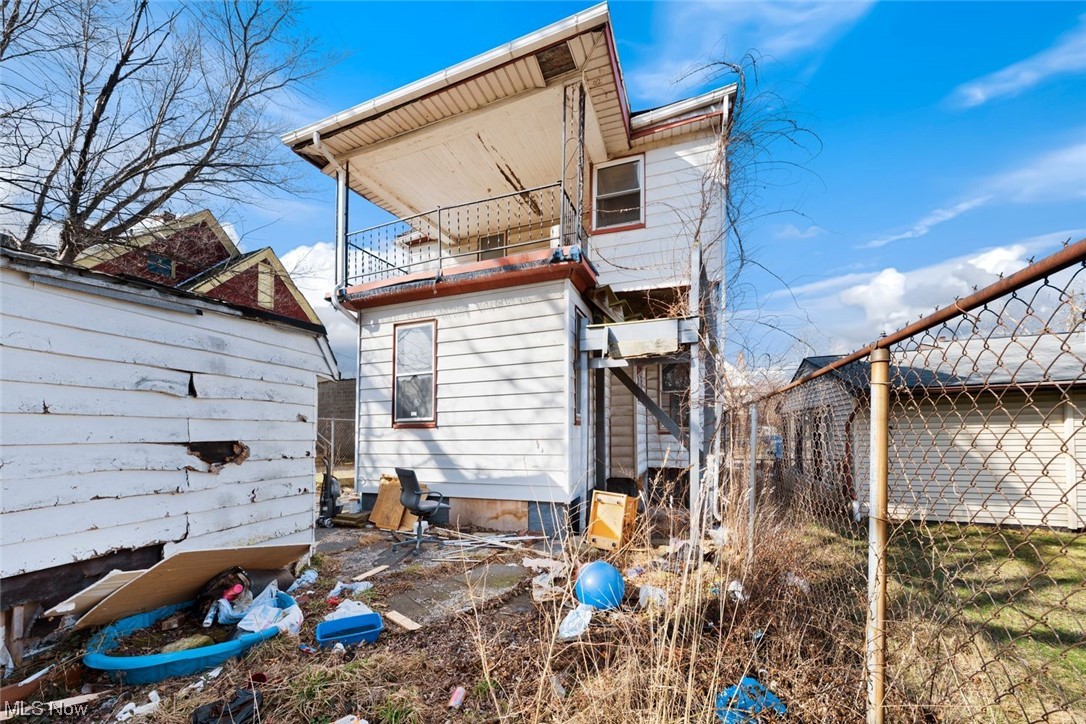 Streater & Adams - Residential Income