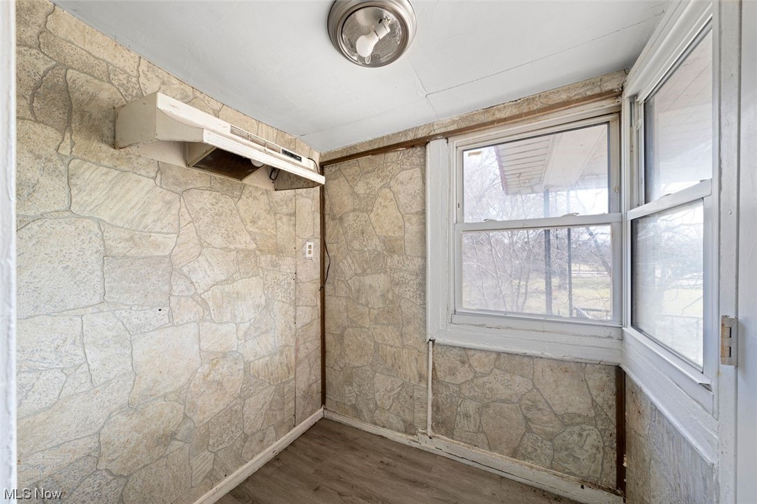 Streater & Adams - Residential Income