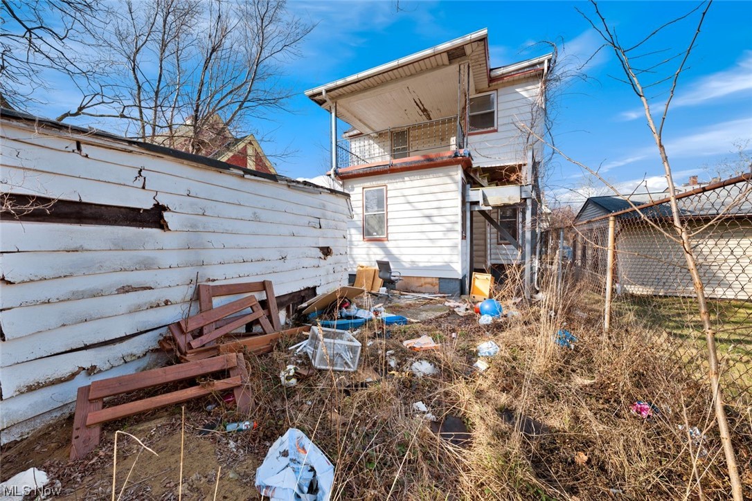 Streater & Adams - Residential Income