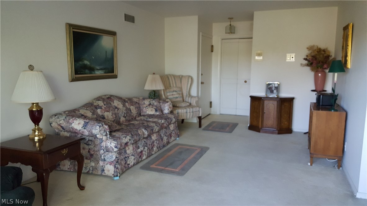 Cliff Towers - Residential