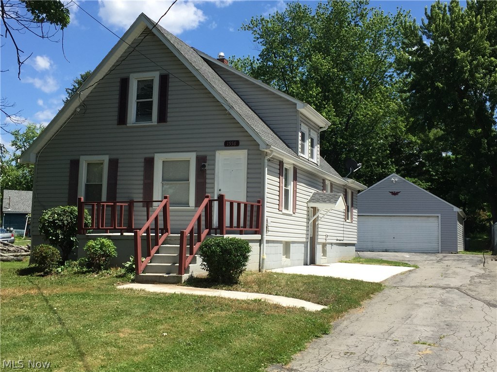 Come home to this beautifully updated 3 Bed/1.5 Bath with a 2 car garage. Enjoy this open layout with the master bedroom on the first floor for easy living. This homes updates include: new roof '14, new siding '13, new furnace '12, all new flooring and freshly painted interior. Easy access to shopping, restaurants, schools and all major highways/Interstates. Call now for your private showing!!