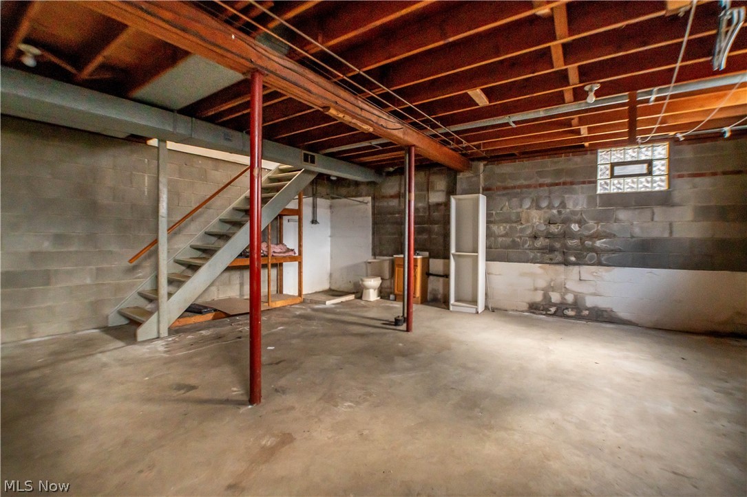 Summit Hill - Residential Income