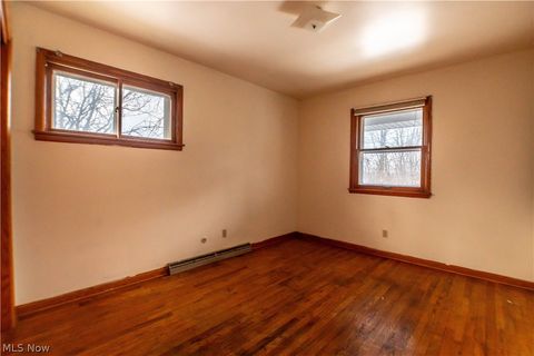 Tiny photo for 1062 Saxon Avenue, Akron, OH 44314 (MLS # 5185375)
