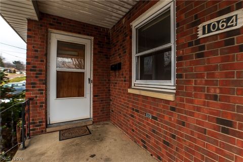 Tiny photo for 1062 Saxon Avenue, Akron, OH 44314 (MLS # 5185375)