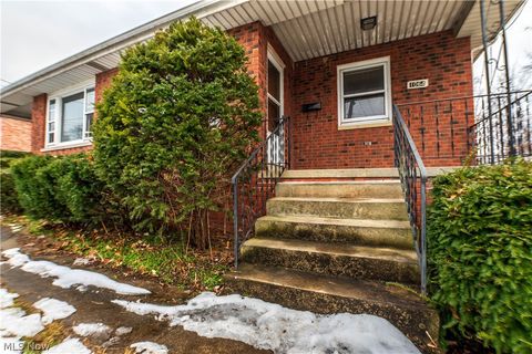 Tiny photo for 1062 Saxon Avenue, Akron, OH 44314 (MLS # 5185375)