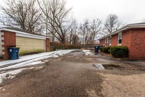 Tiny photo for 1062 Saxon Avenue, Akron, OH 44314 (MLS # 5185375)