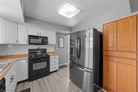 Tiny photo for 9011 Roedean Drive, Parma, OH 44129 (MLS # 5237005)