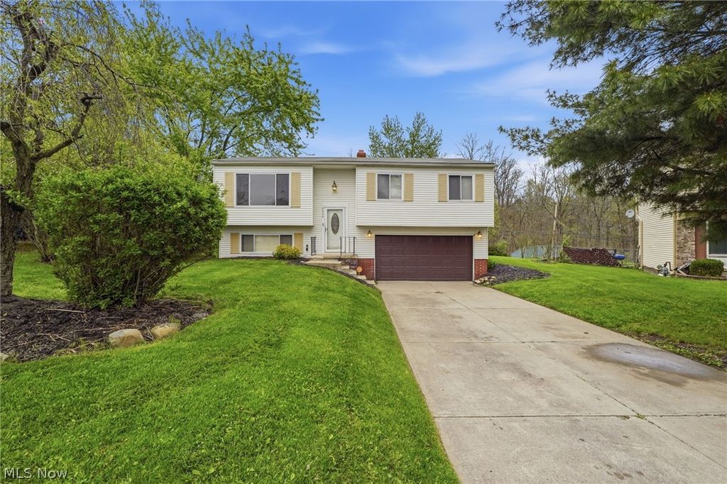 Photo of 6638 Deer Court, Bedford Heights, OH 44146 (MLS # 5204696)